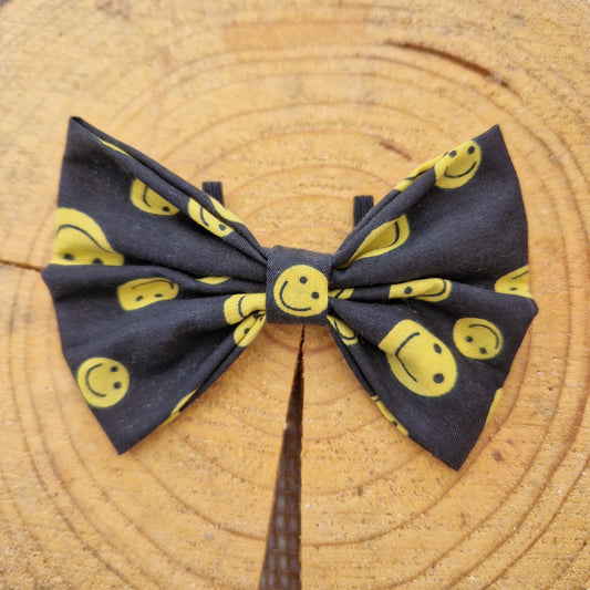 Bow Tie - Smiley Faces