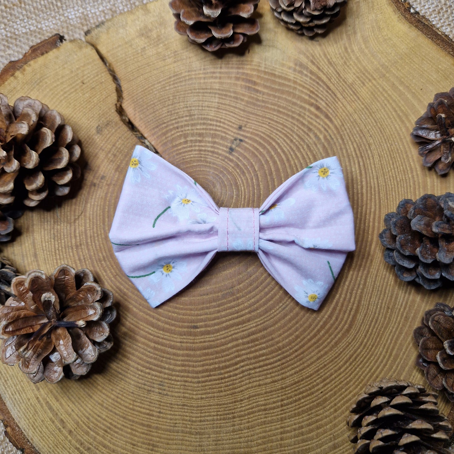 Bow Tie - Pink Daisy