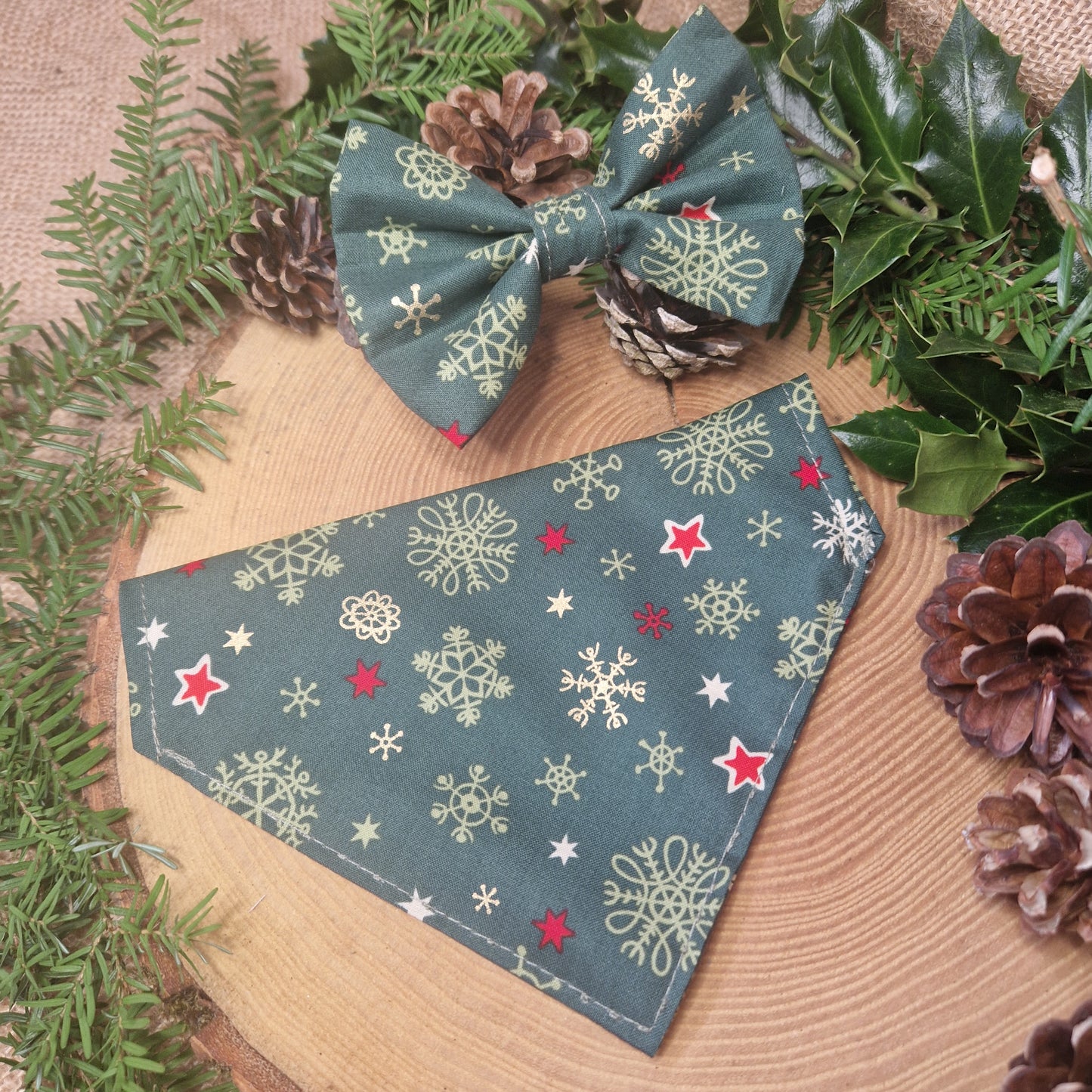 Christmas Bow Tie - Green Snowflakes